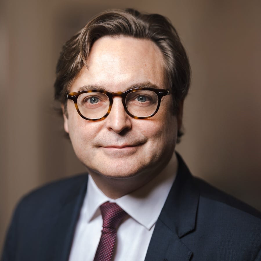 Portrait de Matthieu Boissavy, avocat aux barreaux de Paris et de New York